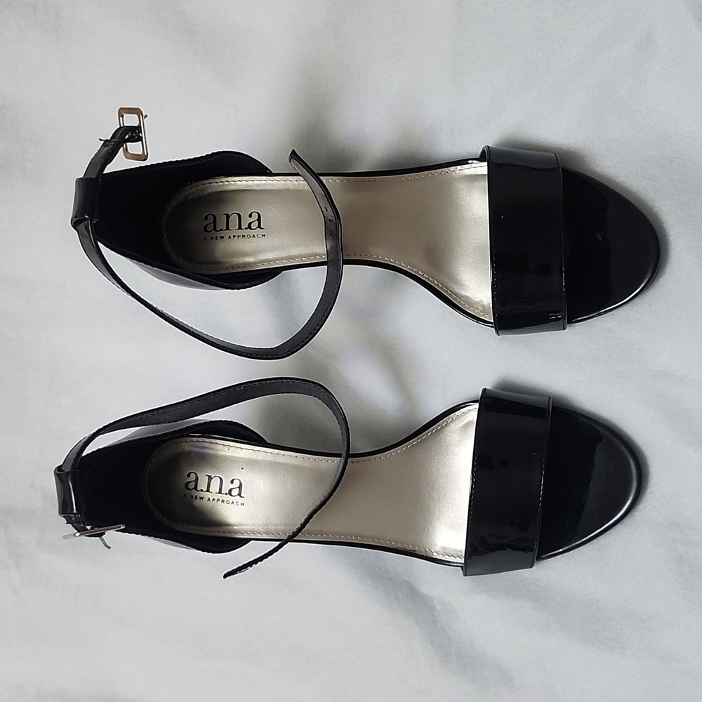 Women ana Sandals Black 9.5 M